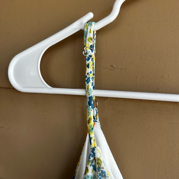 Altar’d State Green Floral Midi Dress Faux Wrap Women's Size Medium - Picture 4 of 8